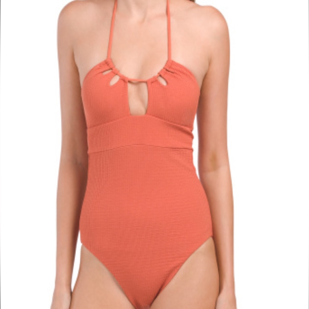 ⭐️ NWT Becca One Piece Swimsuit - Picture 2 of 6